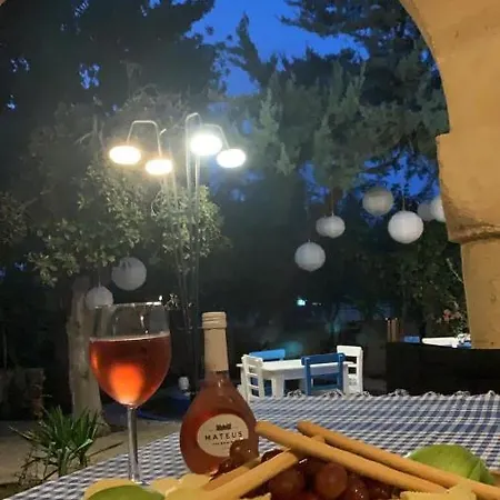 منزل للإقامة Taskonak & Restaurant *