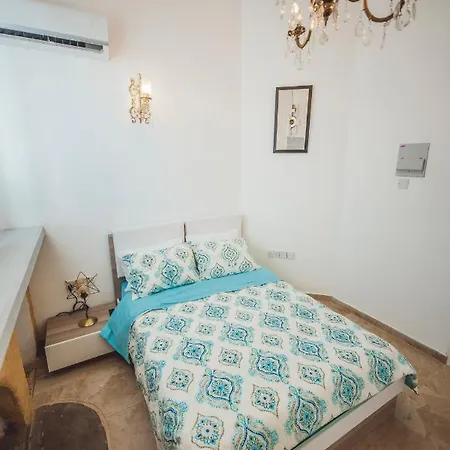 Taskonak & Restaurant منزل للإقامة